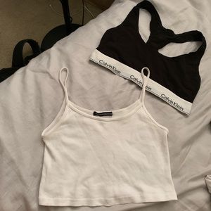 Brandy Melville cami + CK brakette
